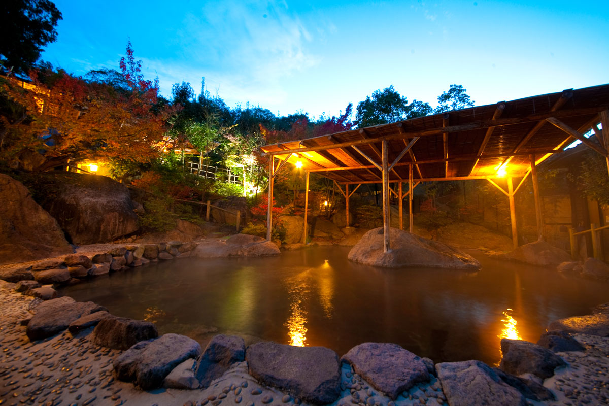 八面山金色温泉