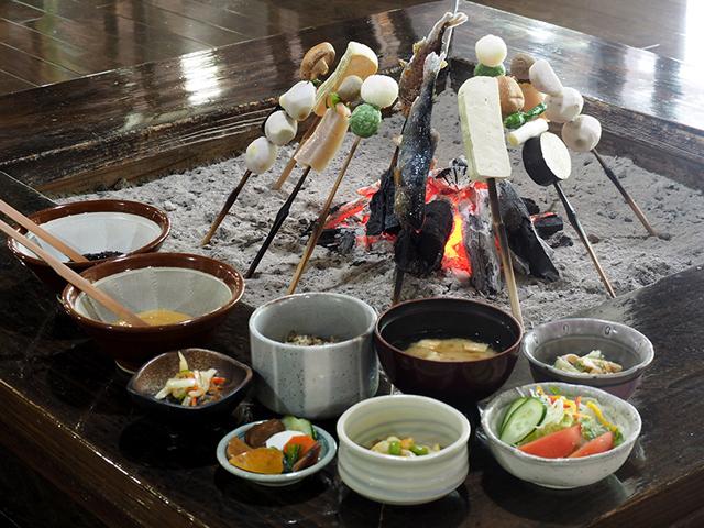 &lt;br&gt;&lt;span style=&quot;font-size:14px;&quot;&gt;【DATA】&lt;br /&gt; 住所：竹田市荻町陽目371&lt;br&gt;営業時間：10:00～17:00&lt;br&gt;休み：火・水曜 ※祝日の場合は営業、冬季（12月～3月）&lt;br&gt;駐車場：100台／大型バス可&lt;br&gt;アクセス：竹田ICから車で約30分&lt;br /&gt;&lt;a href=&quot;https://hinatamecamp.com/?page_id=2&quot; target=&quot;_blank&quot;&gt;&lt;font color=&quot;#0033ff&quot;&gt;HPはこちら&lt;/font&gt;&lt;/a&gt;&lt;/span&gt;&lt;br&gt;&lt;br&gt;&lt;br&gt;&lt;br&gt;&lt;br&gt;