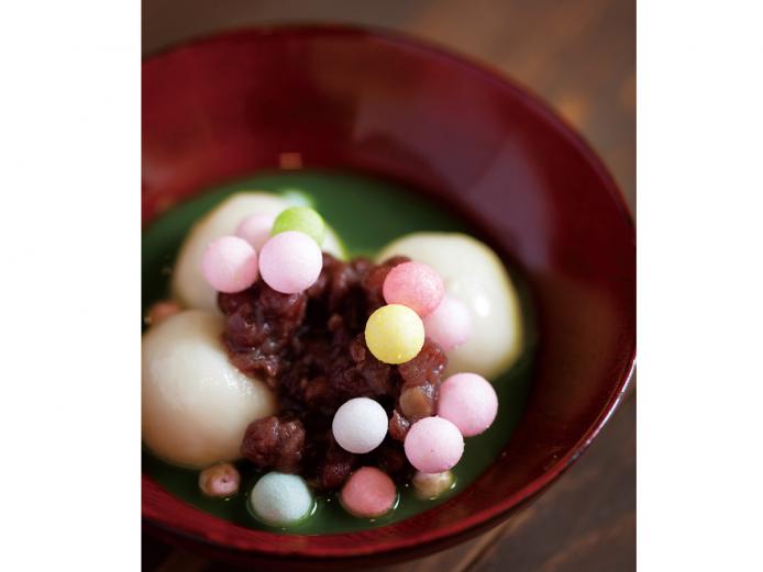 &lt;font color=&quot;#0000FF &quot;&gt;&lt;strong&gt;与八郎Café&amp;Sweets（別府市）&lt;/strong&gt;&lt;/font&gt;&lt;br&gt;&lt;span style=&quot;font-size:14px;&quot;&gt; 鉄輪のいでゆ坂にある洋菓子店が営むカフェ。オリジナリティあふれるケーキと、オーダーを受けてから作る抹茶白玉ぜんざいがおすすめ。もっちりとしたこだわりの白玉は、小豆と抹茶の甘みのバランスが絶妙！&lt;/font&gt;&lt;/span&gt;&lt;br&gt;&lt;br&gt;&lt;br&gt;