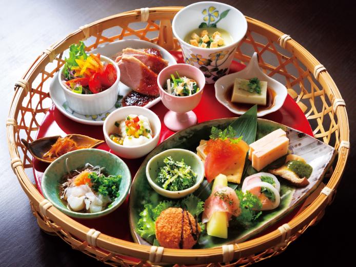 &lt;br&gt;&lt;span style=&quot;font-size:14px;&quot;&gt;【DATA】&lt;br /&gt;住所／中津市豊後町876&lt;br&gt;電話／0979-22-3239&lt;br&gt;駐車場／10台&lt;br&gt;アクセス／中津ICから車で約20分&lt;br&gt;&lt;a href=&quot;https://bungo.shu-ka.jp/&quot; target=&quot;_blank&quot;&gt;&lt;font color=&quot;#0033ff&quot;&gt;詳細はこちら&lt;/font&gt;&lt;/a&gt;&lt;/span&gt;&lt;br&gt;&lt;br&gt;&lt;br&gt;
