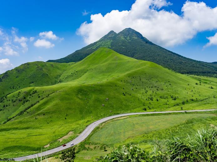 <a href=" https://www.visit-oita.jp/topics/detail/573#yufuin"target="_blank"><font color="#0033ff">湯布院温泉（由布市）</font><br> </a>