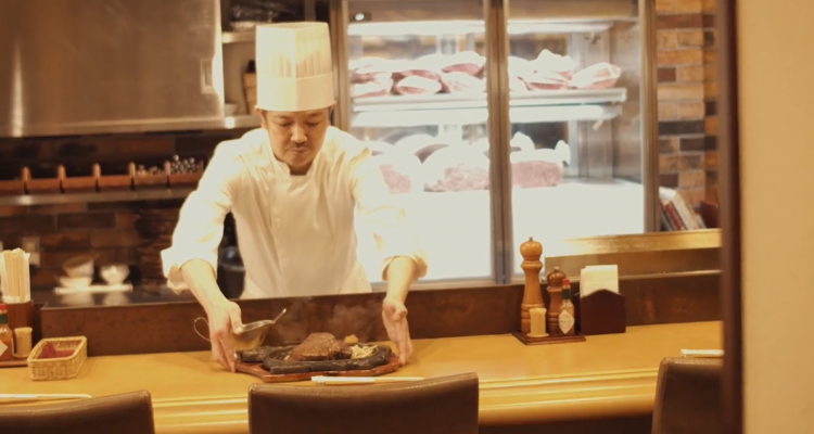 <span style="font-size:16px;"><a href="https://www.somuri.net/ "> <span style="color:#C9F2E3;"><u>豊後ステーキの店そむり別府本店</u></span></a><br > <span style="font-size:12px;"> 平成元年創業以来、一貫して厳選された牛肉を使用し創業時より変わらぬ味を守り続けるとともに、常に新しい味を求め、経験を活かし日々精進しています。</span><br /> <span style="font-size:12px;"><span style="color:#FFFF00;">【スポット情報】</span><br /> 住所：大分県別府市北浜1-4-28笠岡商店ビル2F <br /> TEL：0977-24-6830 <br /> 営業時間：11:30~14:00(LO:13：30)、17:30~21:30(LO:20:30) <br /> 定休日：月曜・水曜のディナータイム</span><br /><br>