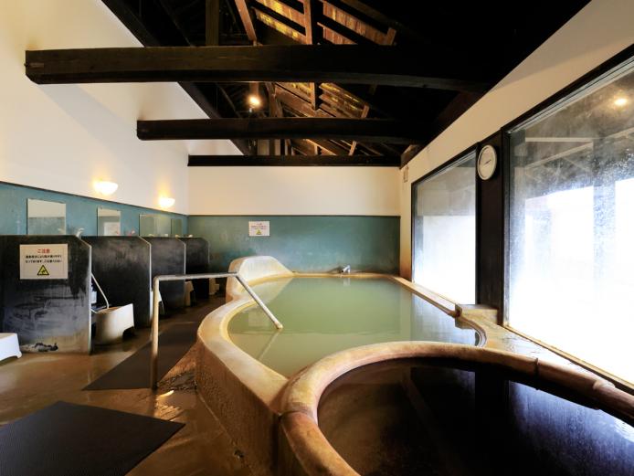 <span style="font-size:18px;"><a href="https://www.visit-oita.jp/spots/detail/9372"target="_blank"><font color="#0033ff">長湯温泉 万象の湯</font></a></span>