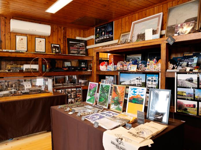 ▲旧豊後森機関庫や鉄道の歴史に関する資料が展示されています