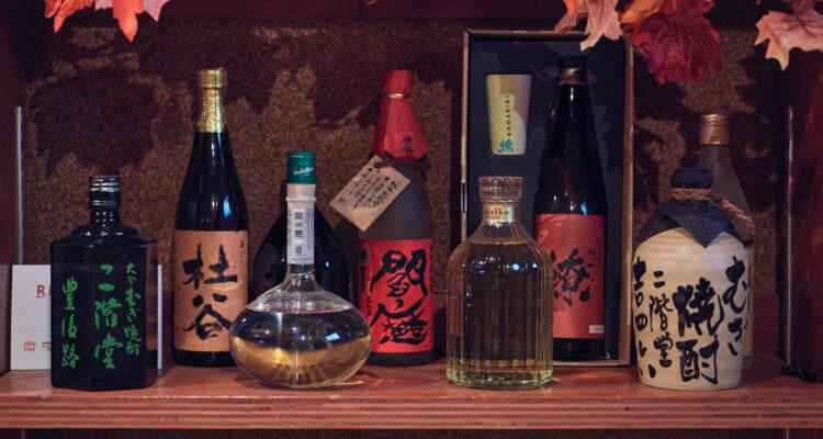 <span style="font-size:16px;"><a href="https://www.instagram.com/momoka.miyako/ "> <span style="color:#C9F2E3;"><u>momokA </u></span></a><br > <span style="font-size:12px;">本格焼酎『二階堂』や大分の銘酒が楽しめるスナック。リーズナブルな飲み放題プランもあり、スナックに不慣れな女性でも安心できるカジュアルなお店です。気さくなママが笑顔で迎えてくれます。</span><br /> <span style="font-size:12px;"><span style="color:#FFFF00;">【スポット情報】</span><br /> 住所：大分県大分市都町3-5-25第５パルコ 1F <br /> TEL：097-537-2277 <br /> 営業時間：20:00〜0:00 </span><br /><br>