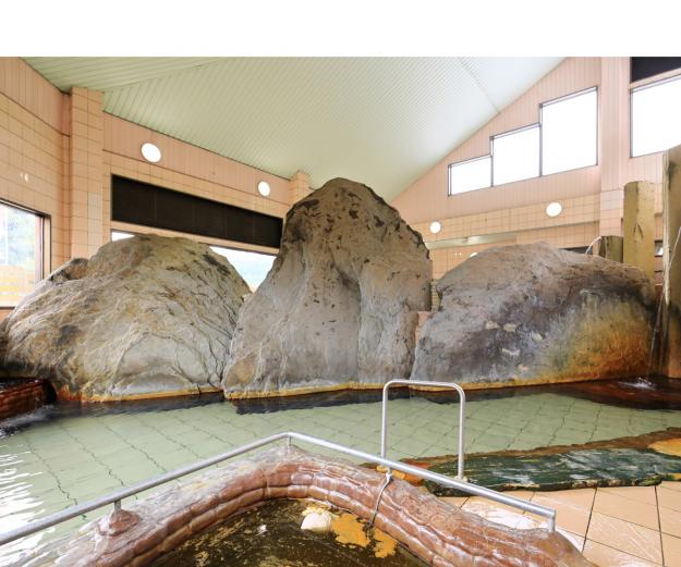 <span style="font-size:18px;"><a href="https://www.visit-oita.jp/spots/detail/9352"target="_blank"><font color="#0033ff"> 源泉屋（旧夜明薬湯温泉）</font></a></span>