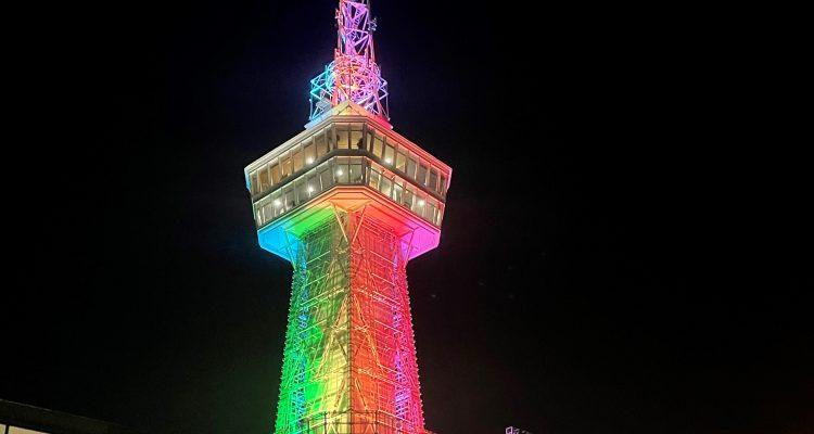 <span style="font-size:16px;"><a href="https://bepputower.co.jp/ "> <span style="color:#C9F2E3;"><u>別府タワー</u></span></a><br > <span style="font-size:12px;">「日本夜景遺産2023」に選定されており、タワー全体が季節やイベントに合わせてライトアップされ、カラフルなグラデーションの光が綺麗です。</span><br /> <span style="font-size:12px;"><span style="color:#FFFF00;">【スポット情報】</span><br /> 住所：大分県別府市北浜3-10-2 <br /> TEL：0977-26-1555 <br /> 営業時間：9:30～21:30(最終受付21:00）</span><br /><br>