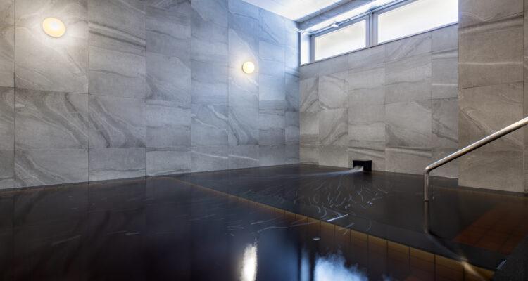 <span style="font-size:16px;"><a href="https://funaionsen.com/"><span style="color:#C9F2E3;"><u>府内温泉</u></span></a><br ><span style="font-size:12px;"> 大分市中心部の良アクセス温泉。地下700メートルから汲み上げられた天然温泉は、美しい琥珀色で保湿成分のメタケイ酸が多く含まれている、美肌の湯。</span><br /><span style="font-size:12px;"><span style="color:#FFFF00;">【スポット情報】</span><br />住所：大分県大分市府内町3丁目3-8 府内トレス1F <br />TEL：097-537-2500<br />営業時間：14:00〜23:00(最終入場時間 22:30)<br />定休日：火曜※祝日の場合営業することあり</span><br /><br>