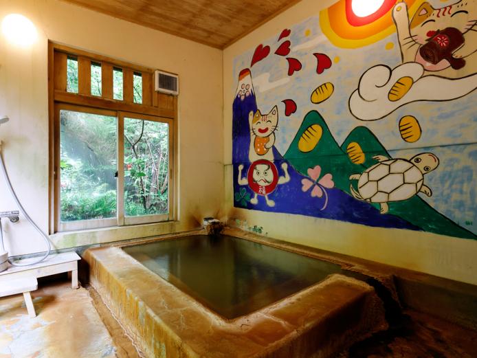 <span style="font-size:18px;"><a href="https://www.visit-oita.jp/spots/detail/9370"target="_blank"><font color="#0033ff">にゃがゆん温泉</font></a></span>