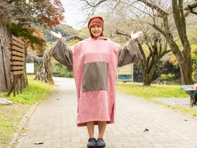 ▲まずは着替え。ポンチョとサウナハットを貸し出してくれます。