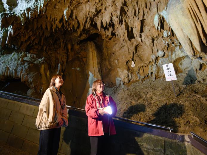 ▲依頼すればガイドさんが約30分の道のりを詳しく案内してくれることも