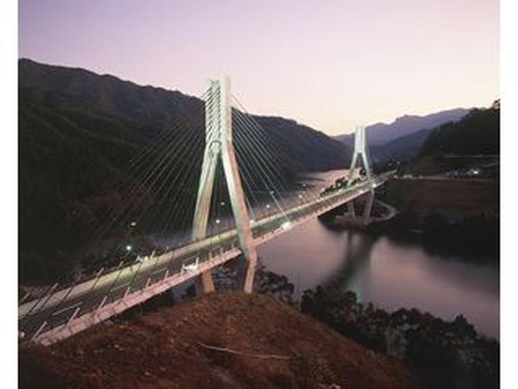 唄げんか大橋 | 日本一の「おんせん県」大分県の観光情報公式サイト