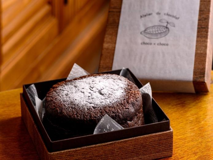 ▲「クラシックガトーショコラ」 2376円