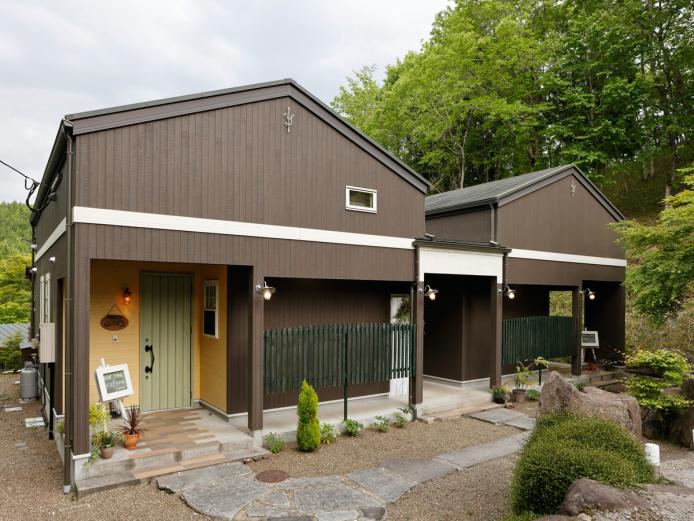 ▲趣向の違う2種類のコテージは一棟貸切スタイル